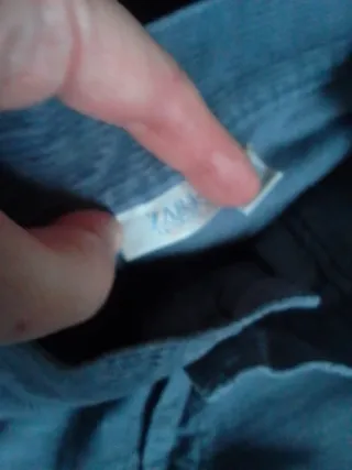 Pantalón de pana gris azulado. 16 años. Nuevos.