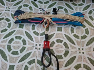 Set of 3 kites North kiteboarding 12,9,6 with bar