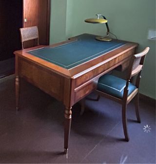 Dos sillas de despacho