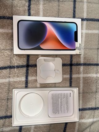 iPhone 14 + Fundas + Cristales protectores