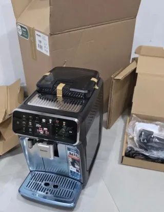 Cafetera Philips Serie 5500 2 años de garantía