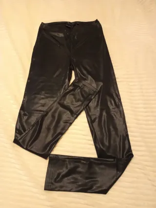 Leggings effetto pelle lucido nero