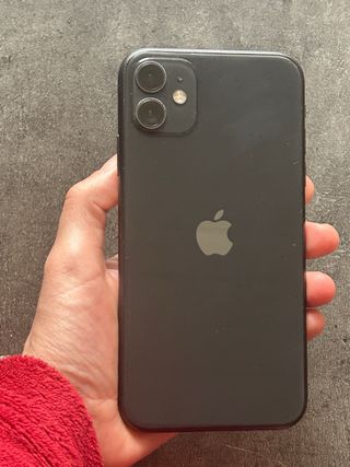 iPhone 11 64GB Negro + Funda Rosa + Cargador Nuevo
