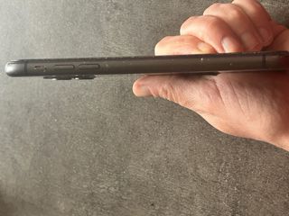 iPhone 11 64GB Negro + Funda Rosa + Cargador Nuevo