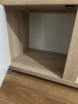 Mueble TV madera y blanco