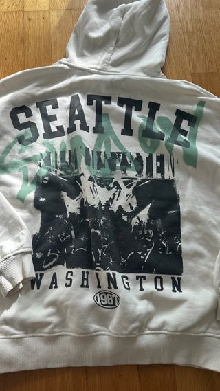 Sudadera Seattle Washington 1987 de Bershka