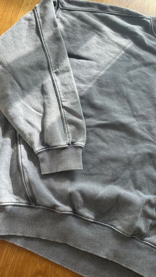 Sudadera gris básica Bershka