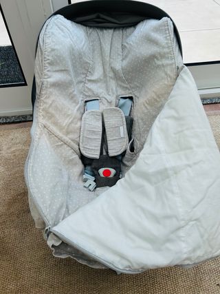 Capa Pasito a Pasito para Maxicosi + Edredão