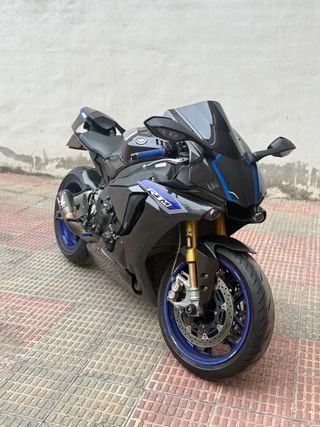 Yamaha R1M
