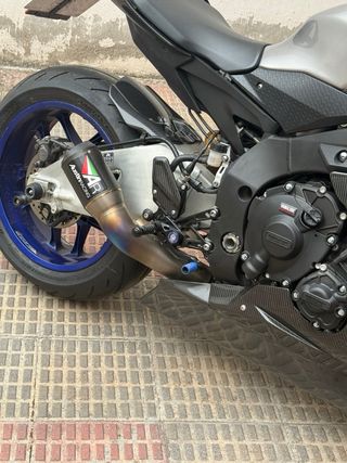Yamaha R1M