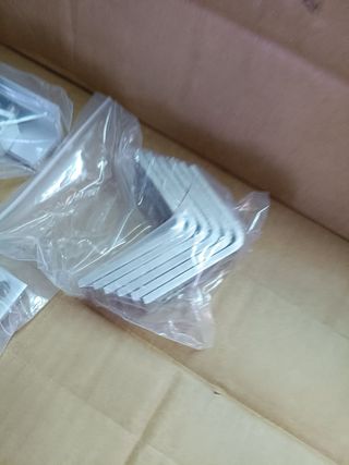 Juego de montaje de teja fotovoltaica Nuasol