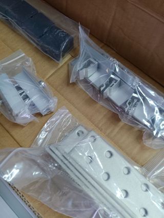 Juego de montaje de teja fotovoltaica Nuasol