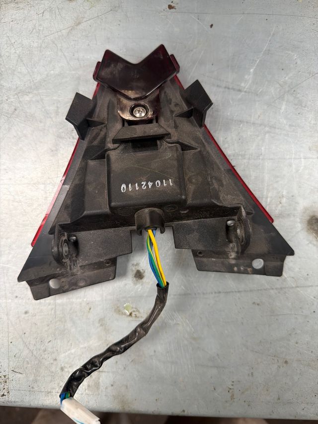 Piloto Trasero Aprilia RS 125 2022