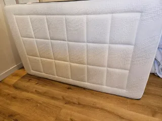 Cama 1.20 con colchón