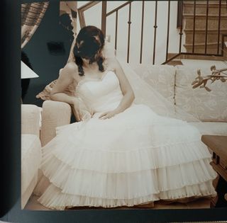 Precioso vestido de novia corte romántico.