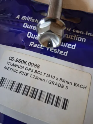 Parafuso Titânio GR5 M10 x 85mm engine mount bolt