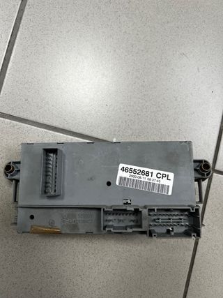 Caixa Fusíveis Relés Fiat Punto 46795988 46552681