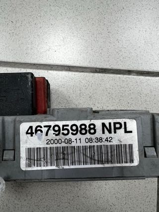 Caixa Fusíveis Relés Fiat Punto 46795988 46552681