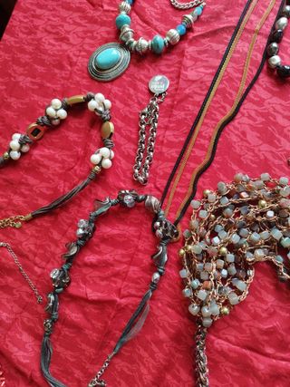 Lote de bisutería variada