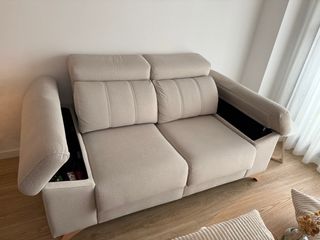 Sofá cómodo de tela lavable, tacto suave