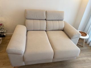 Sofá cómodo de tela lavable, tacto suave