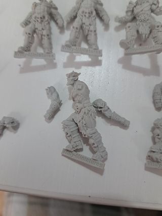 Figuras Blood Bowl Caos Willy-Miniatures