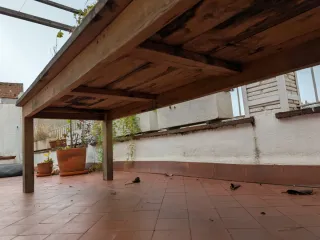 Mesa de madera para exterior