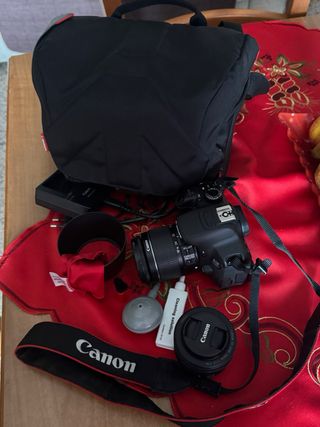 Reflex Canon EOS 650D