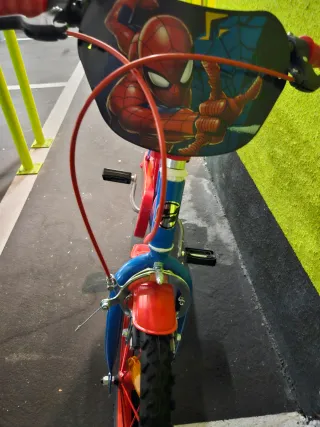 Bicicleta Infantil Spiderman Azul y Roja