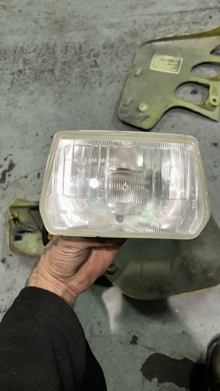 Piezas Honda CRM - Plásticos y Guardabarros