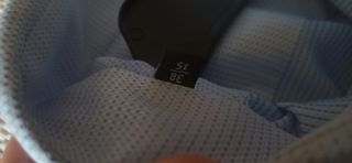 Camisa azul de vestir