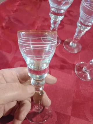 4 cálices antigos pé alto