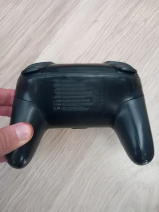Mando Pro Nintendo Switch