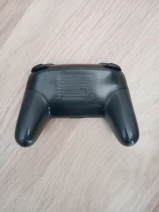 Mando Pro Nintendo Switch