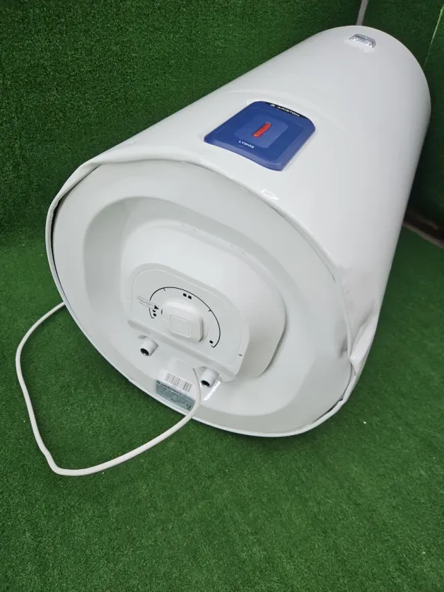 Calentador Ariston Lydos R 100L
