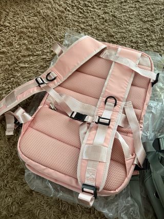 Zaini virali verde e rosa