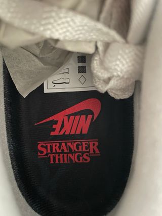 Nike Air Max 1 '87 Stranger Things Steve Harringto