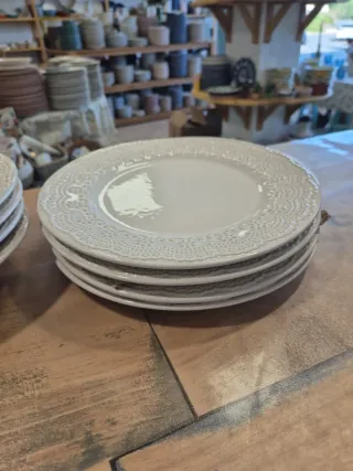 Set di 8 Piatti in Ceramica Bianca