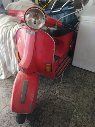 Piaggio Vespa 200 y PX 200