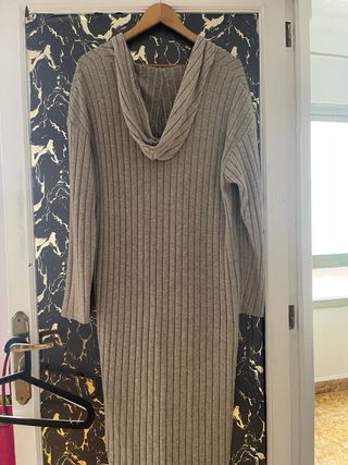 Vestido largo de canalé gris