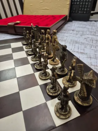 Juego Ajedrez Metálico El Quijote