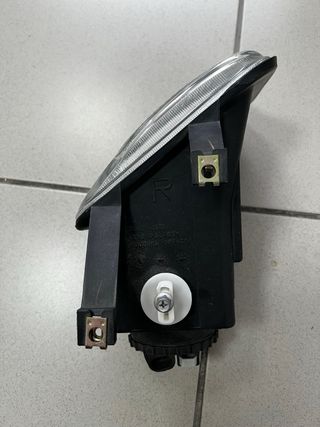Farol Nevoeiro Direito Fiat Punto 101 09321003