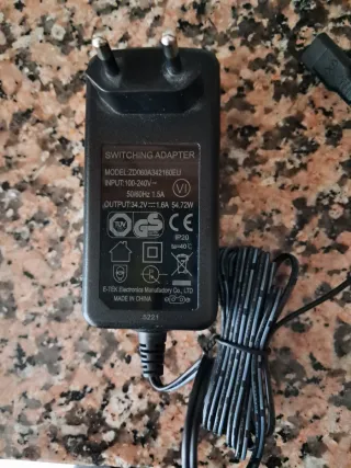 Cargador Original Aspirador Conga Rockstar