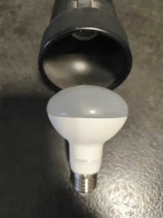 Carril de focos negro