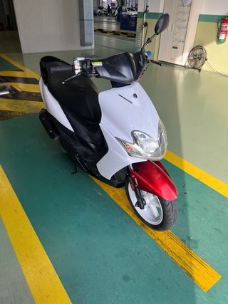 Yamaha Jog RR Scooter