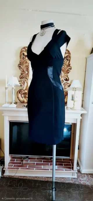 Vestido negro espalda descubierta
