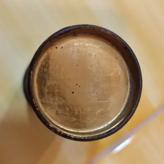 Bote,caja o lata metálica antigua