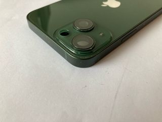 Struttura iPhone 13 mini verde