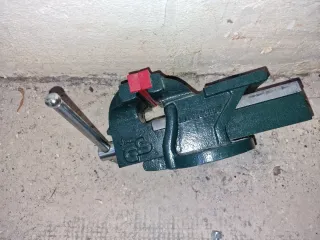 Tornillo de banco  100mm