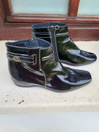 Botines charol negros piel